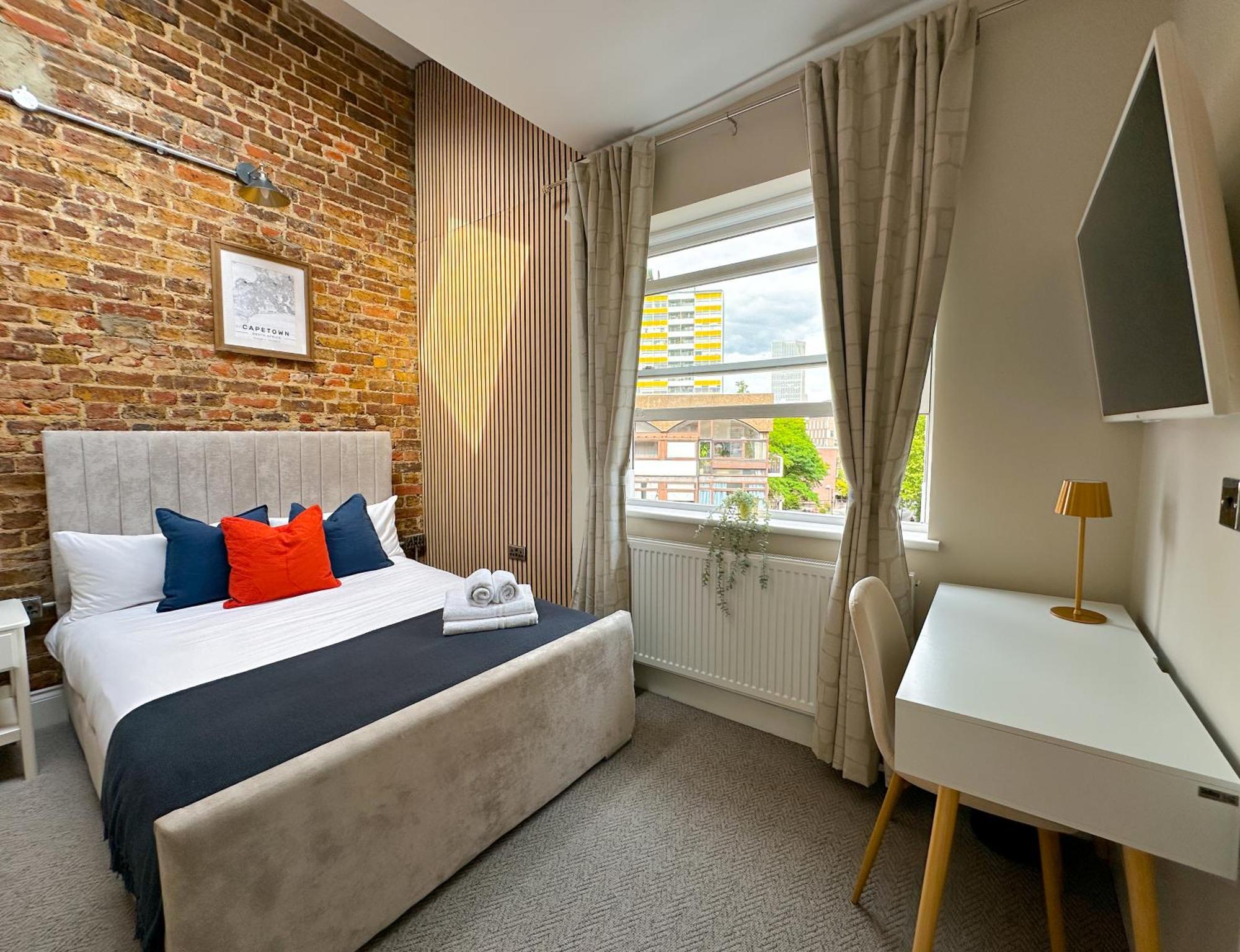 Pensiune Farringdon Londra